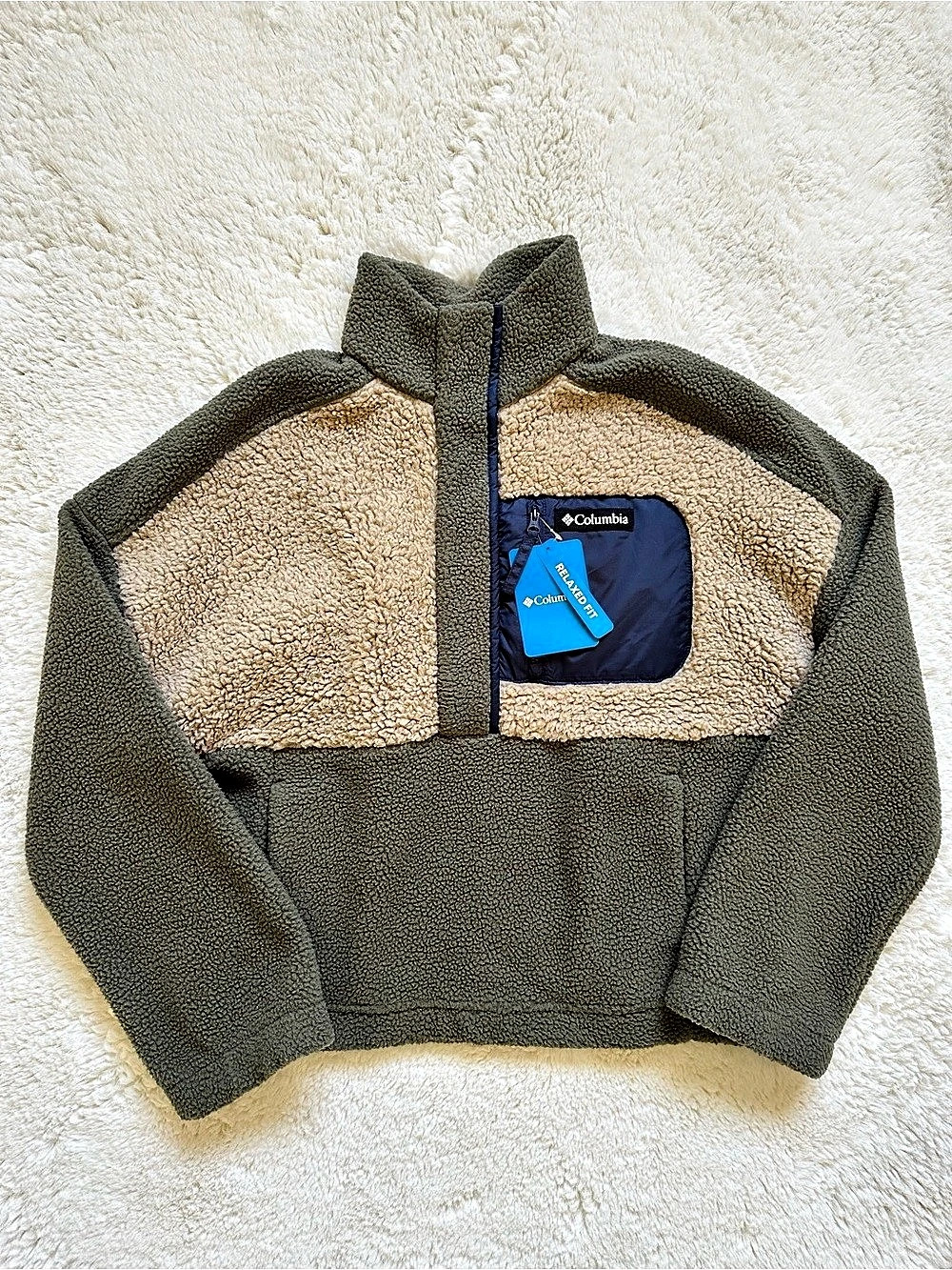 Columbia Women’s Lodge Sherpa Pullover Relaxed Fit Olive Beige - Size Small NW